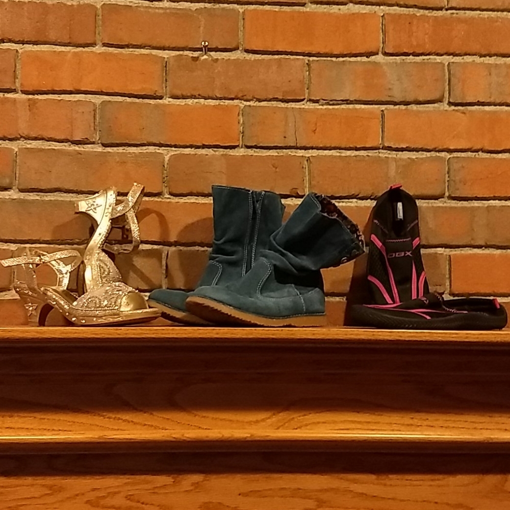 EUC sz 12 / 13 Girls shoe lot